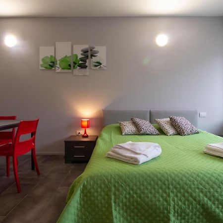 Appartamento Lime - Affitti Brevi Italia Lecco Zewnętrze zdjęcie