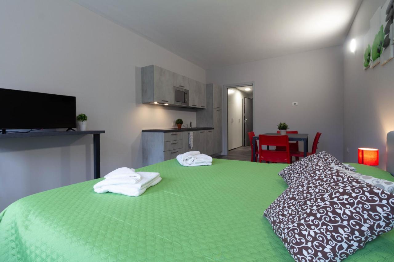 Appartamento Lime - Affitti Brevi Italia Lecco Zewnętrze zdjęcie